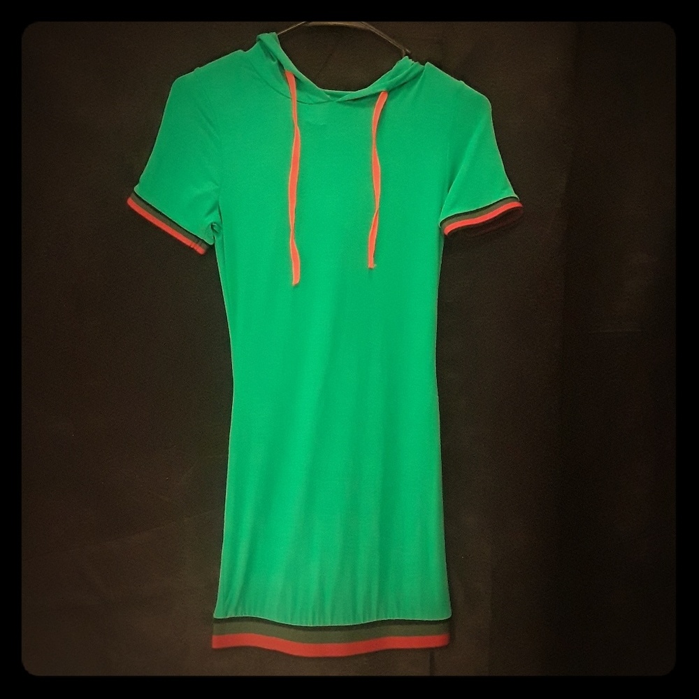 Women's hooded tennis dress